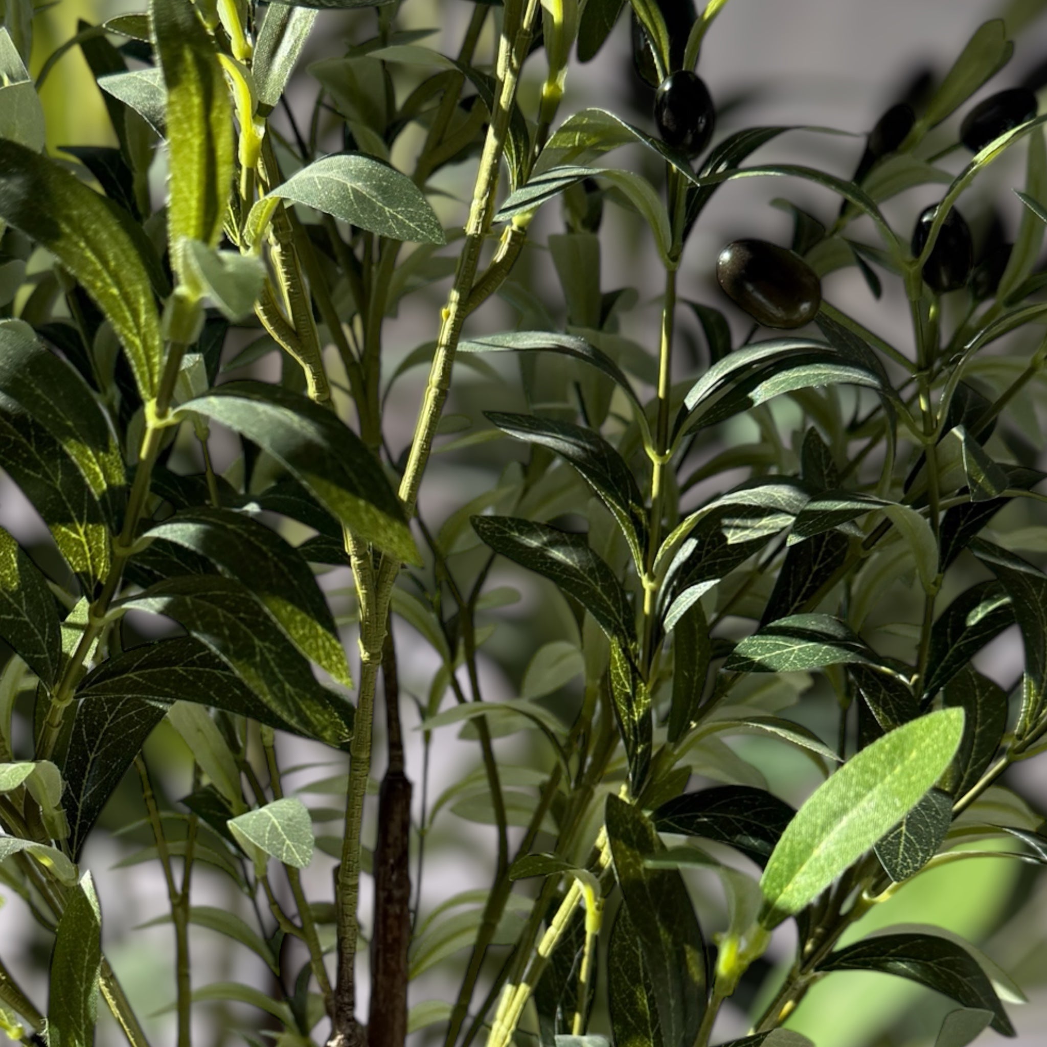 Künstlicher Olivenbaum